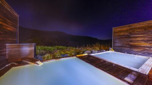 万座温泉 万座ホテルジュラク（露天風呂&天空テラスで満天の星空を眺めよう！）の星空の見える絶景露天風呂