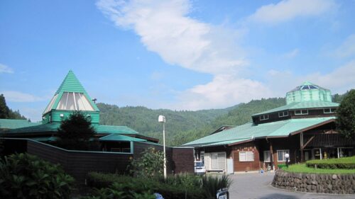 群馬の満天の星が見える宿「相間川温泉 ふれあい館」の外観