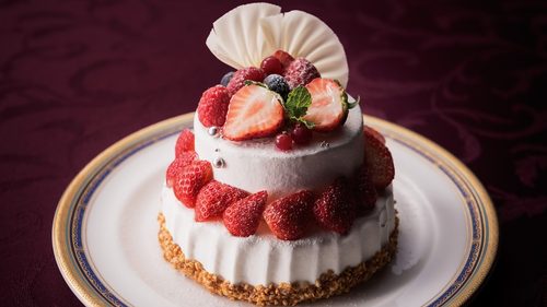 「ホテル阪急インターナショナル」のケーキ