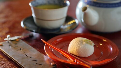 「お宿うち山」のお茶菓子