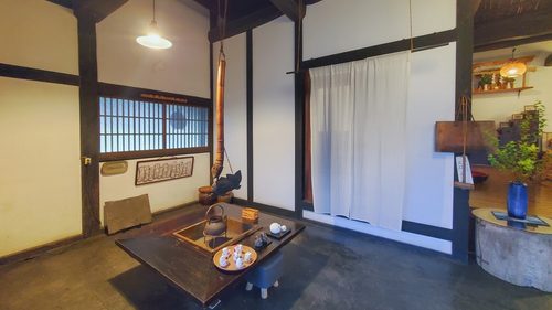 古民家の宿 庄や山口（囲炉裏のある母屋と3棟の離れ宿♪）の囲炉裏