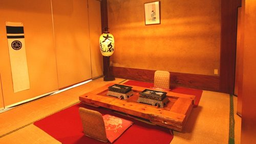 御宿 さか屋（囲炉裏を囲んでお食事が楽しめる宿！）のお食事どころ